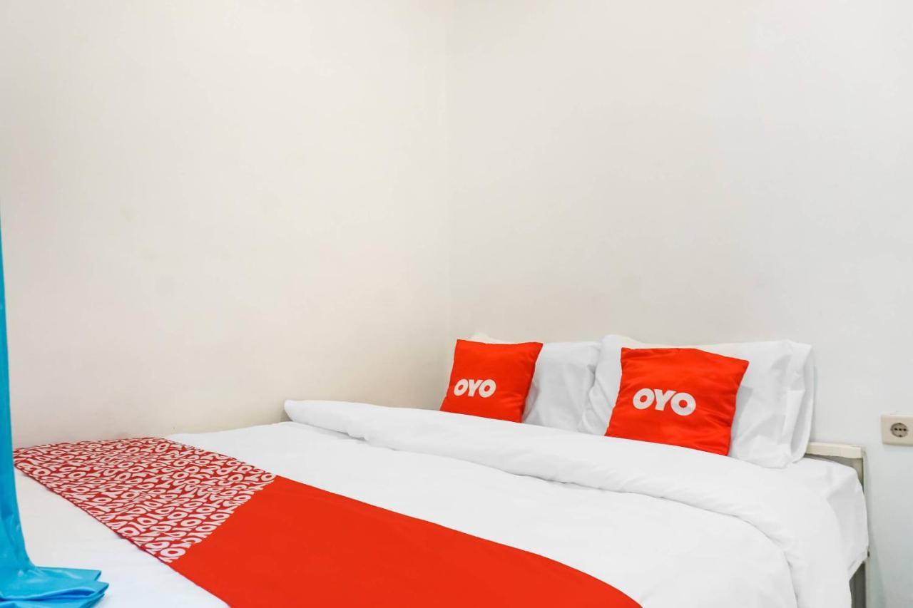 Super Oyo 91074 Stariez Senen Syariah Hotell Jakarta Exteriör bild