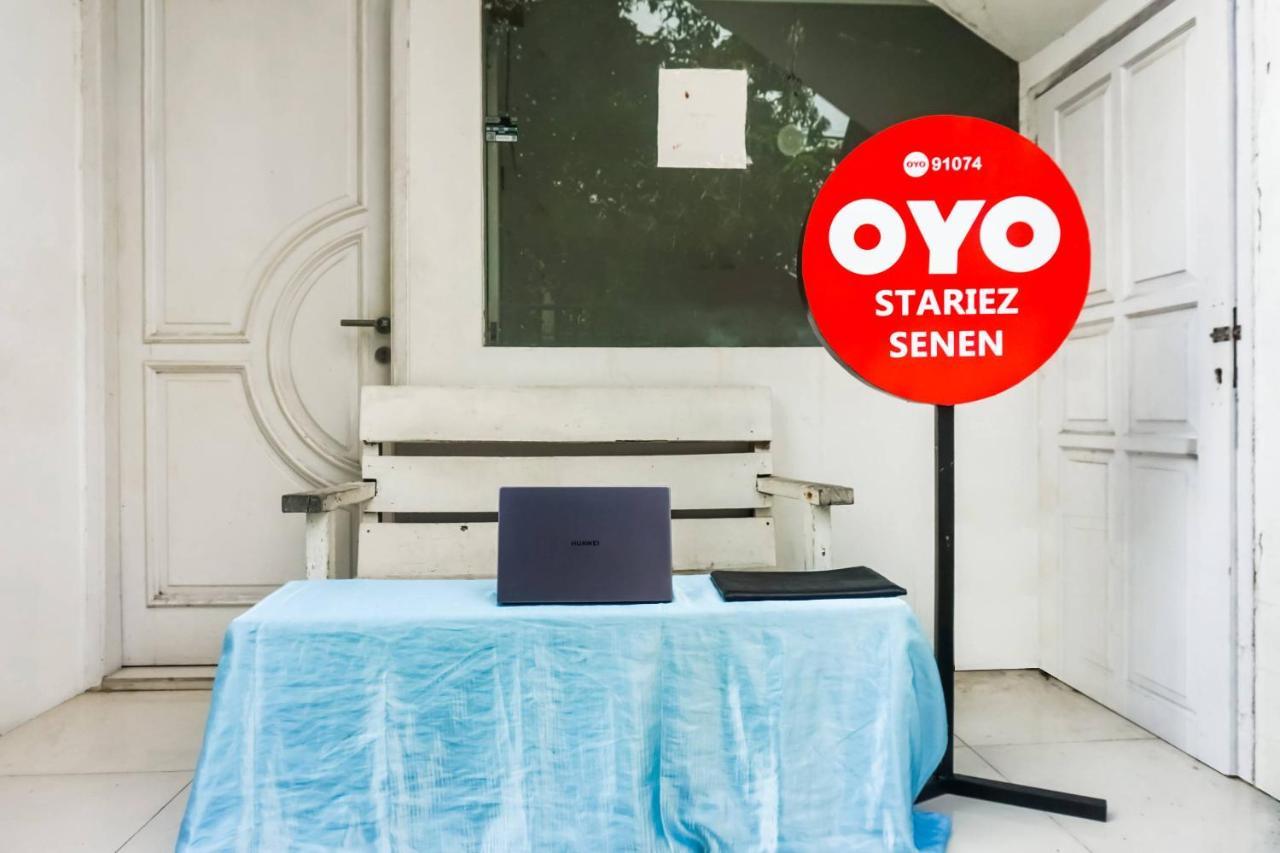 Super Oyo 91074 Stariez Senen Syariah Hotell Jakarta Exteriör bild