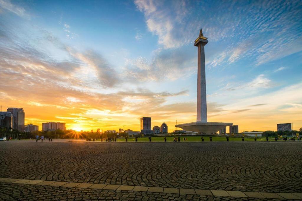 Super Oyo 91074 Stariez Senen Syariah Hotell Jakarta Exteriör bild
