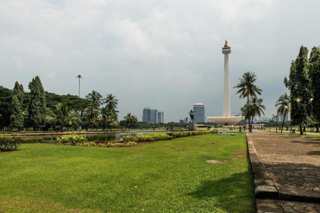 Super Oyo 91074 Stariez Senen Syariah Hotell Jakarta Exteriör bild